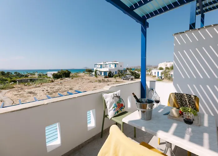 Victoria & * Mikrí Vígla