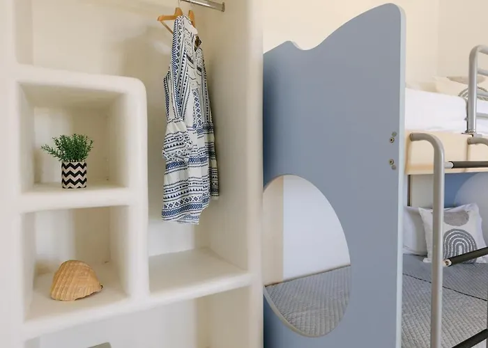 Apartman Victoria & *