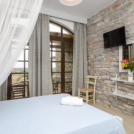 Victoria & ميكري فيغلا