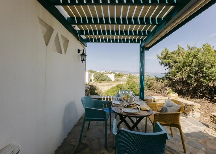 Victoria & * 米科利维亚